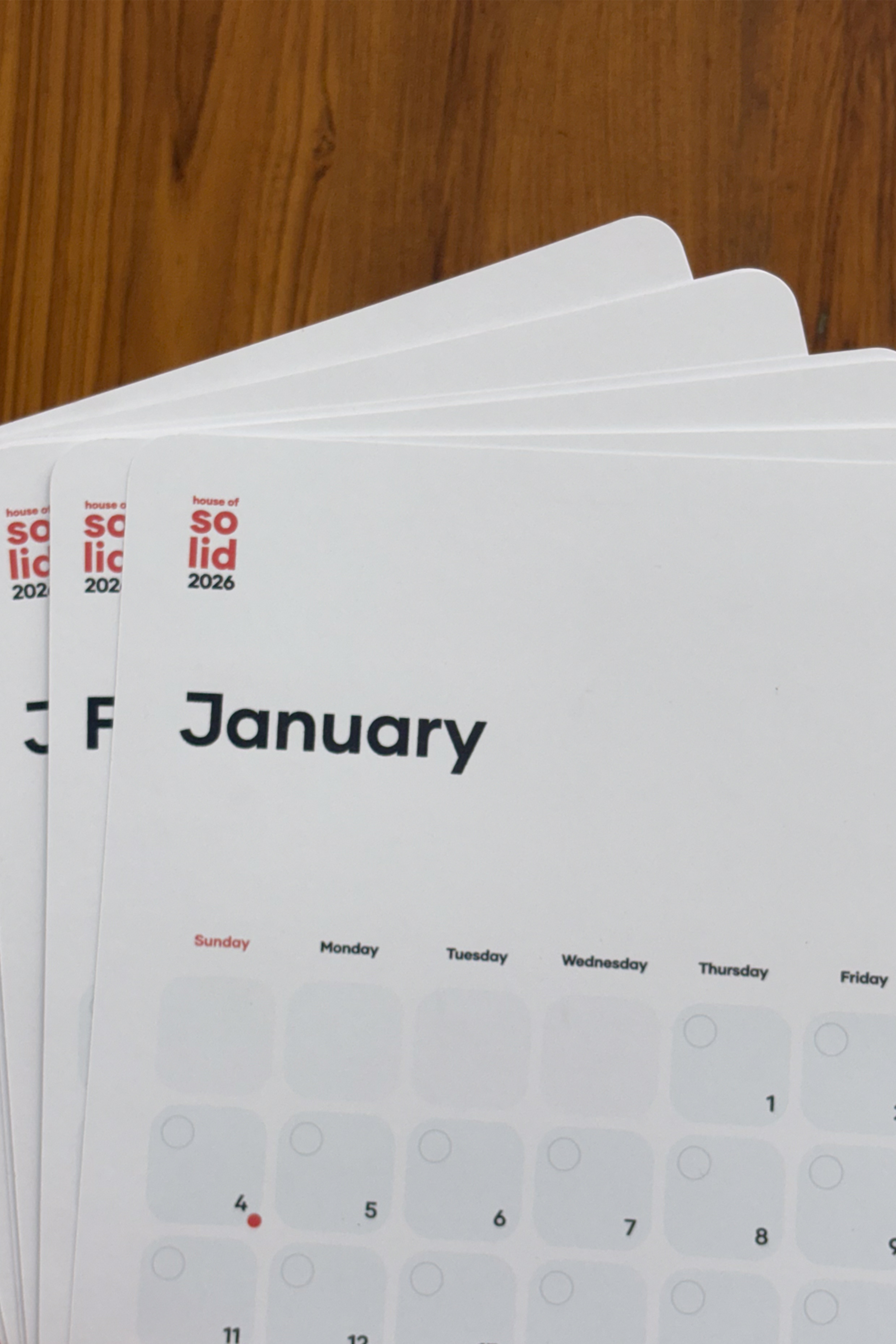 Solid Calendar 2026